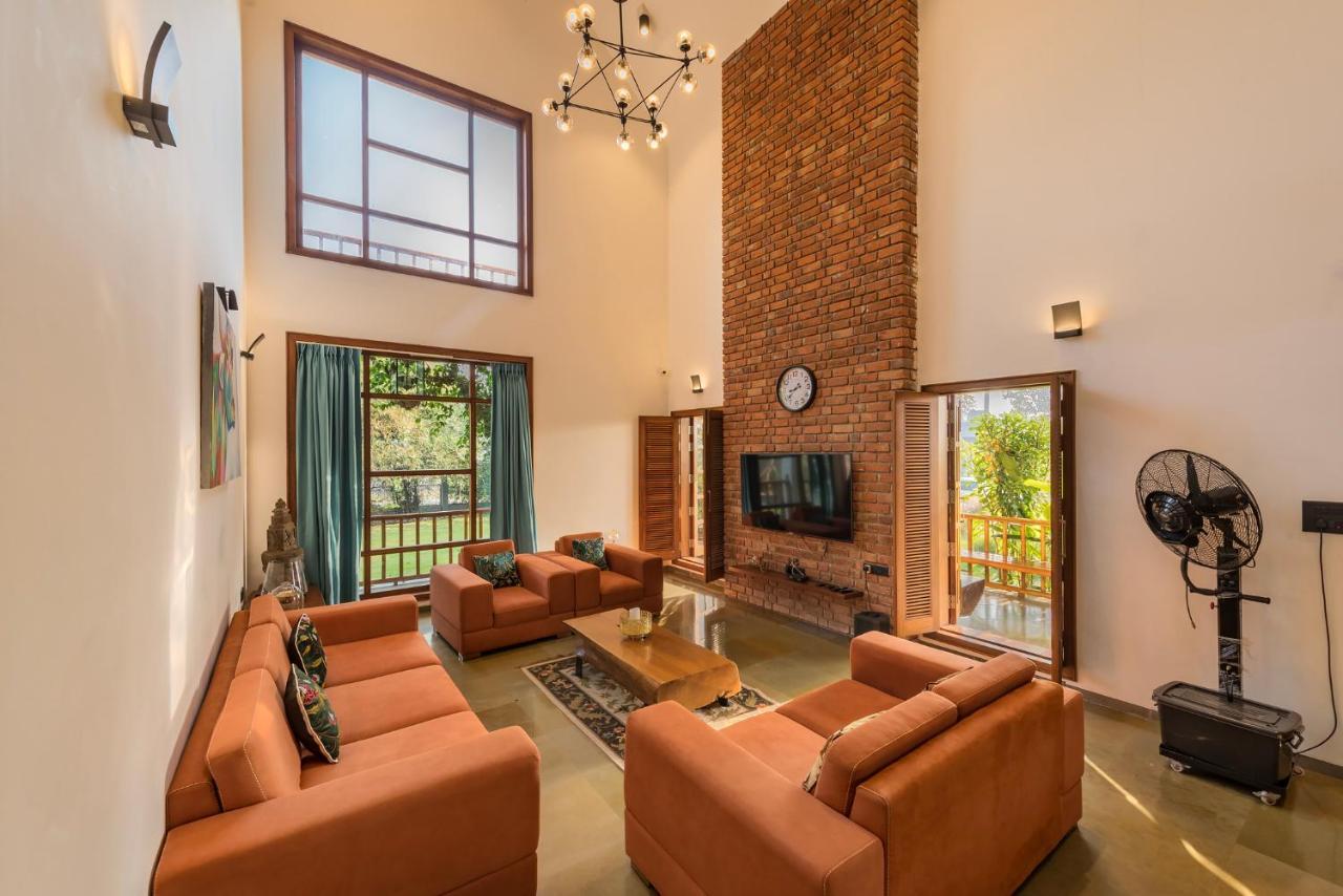 Saffronstays Happy Fields, Pune - Luxury Farmstay With Farm To Table Food Exterior photo